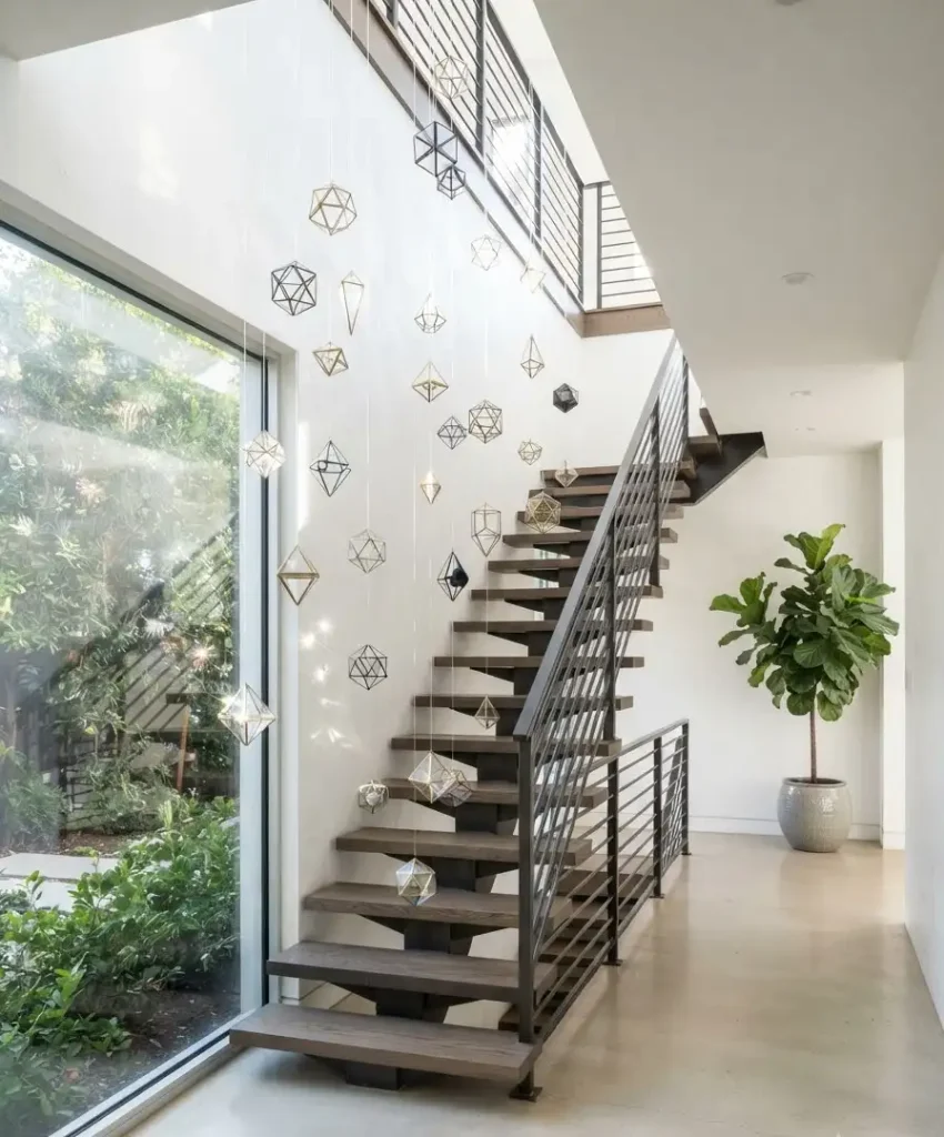 Geometric ornament drops